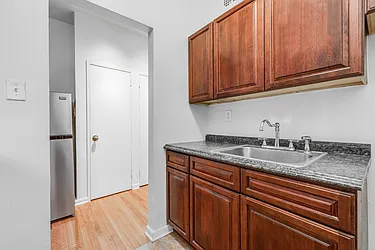 Rented by Five Town Global Realty