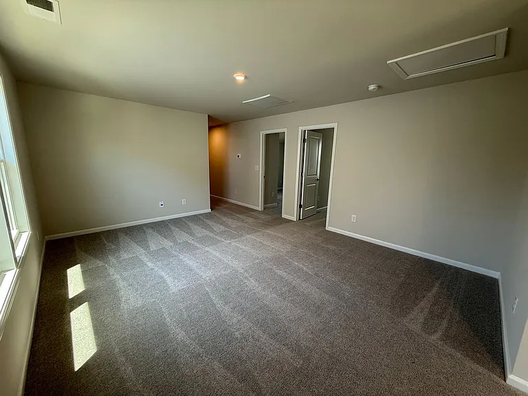 749 Count Fleet Ct — Photo 20