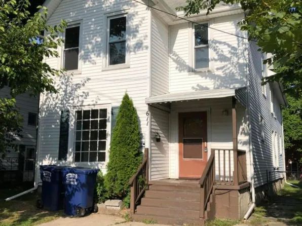 611 S Jackson St #1, Jackson, MI 49203