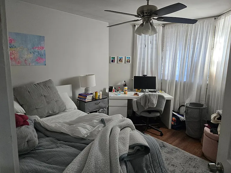 727 Parker St #1 — Photo 6