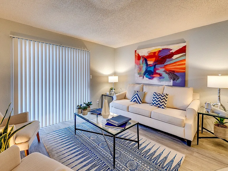 Summers Point - Living Room