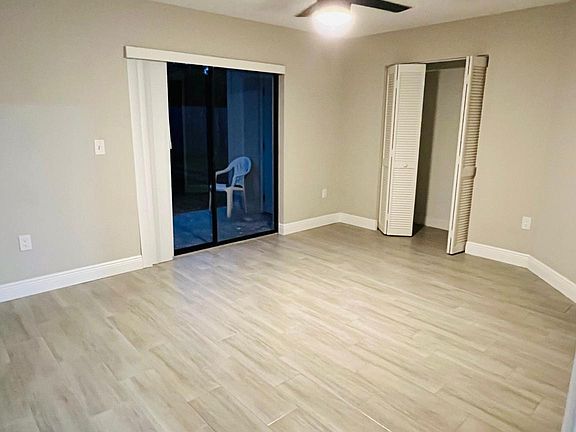 5th image of 113 Avenida De Bahia Unit A