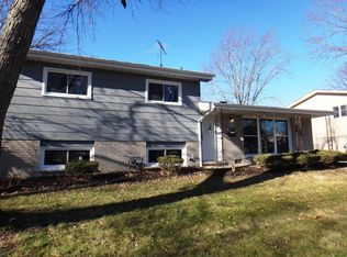 652 Lexington Dr, Chicago Heights, IL 60411
