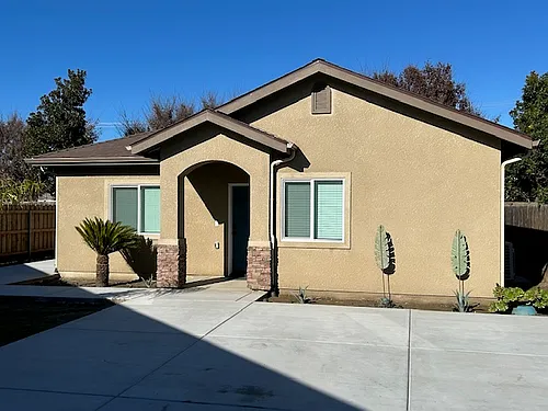 3250 W Cecil Ave Photo 1