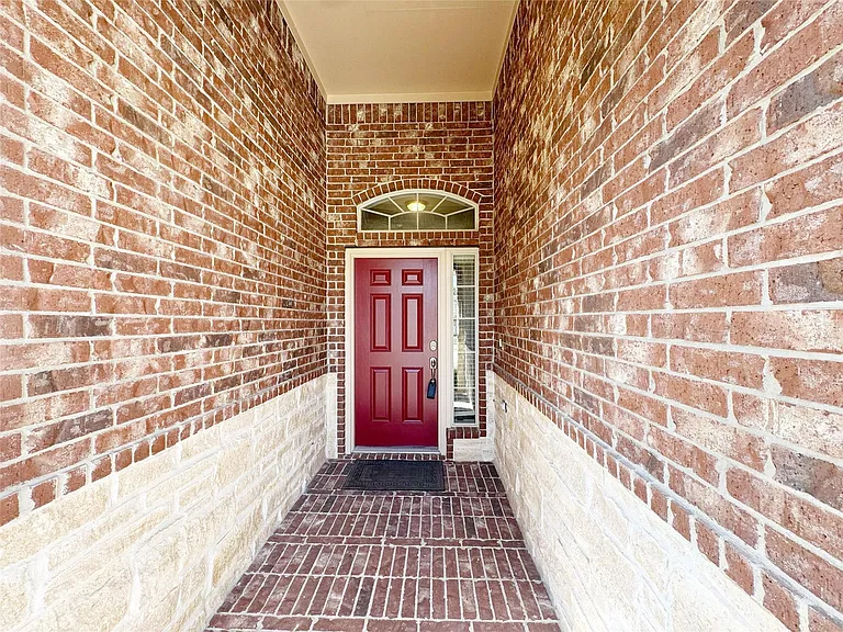1050 Forest Haven Ct — Photo 12