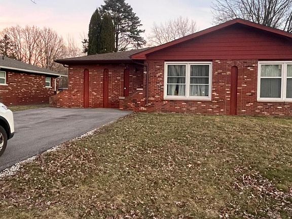 2nd image of 5439-41 Aspen Ave