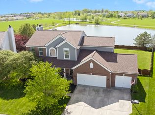 16318 Oldenburg Cir, Westfield, IN 46074