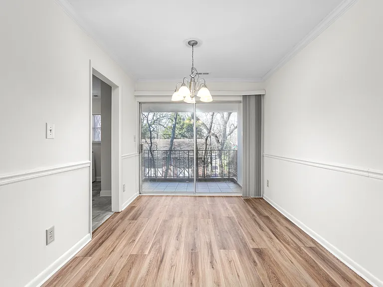 1826F N Elm St #F — Photo 3