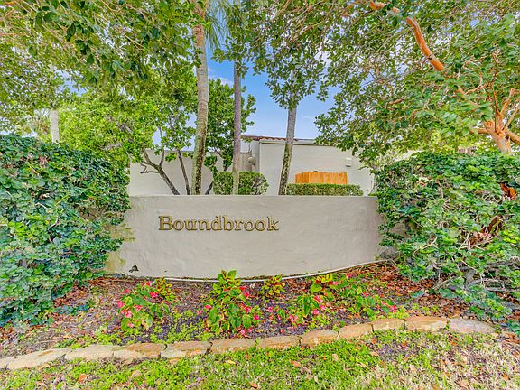 2nd image of 2528 Boundbrook Drive S #102