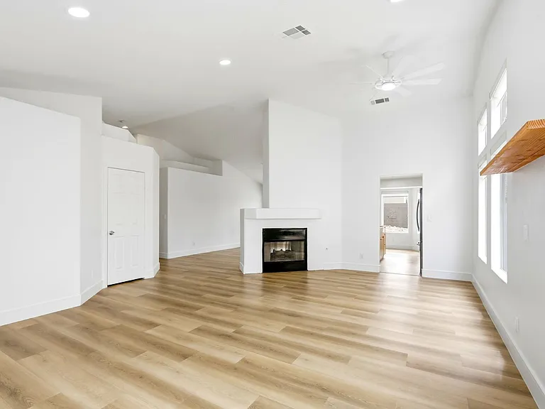 4818 Carefree Dr #4818 — Photo 6