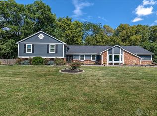 2750 E Tara Trl, Beavercreek, OH 45434