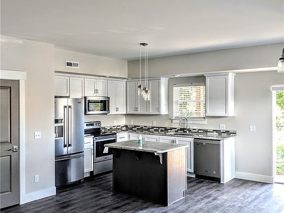 5th image of 301 River Park Ave Unit 301