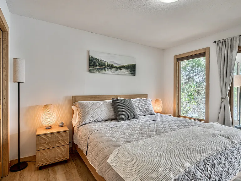 Medicine Lake Dr W — Photo 19