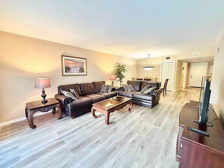 509 Roma Ct #107 — Photo 10