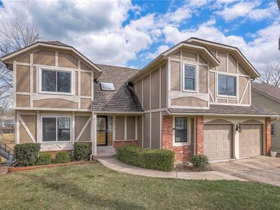 4017 NE Woodridge Dr, Lees Summit, MO, 64064