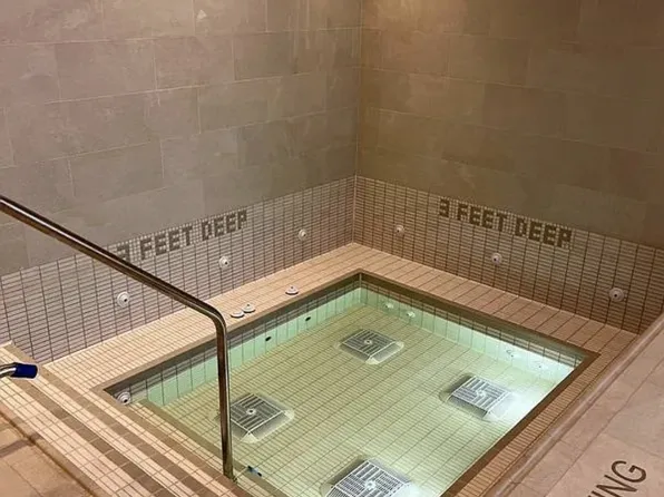 3 Court Square image 10 of 17