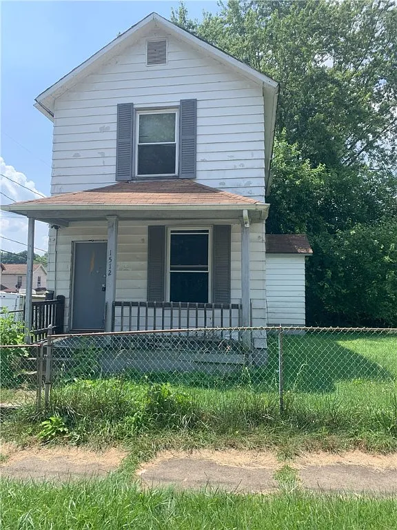 1512 Grimes St photo 1