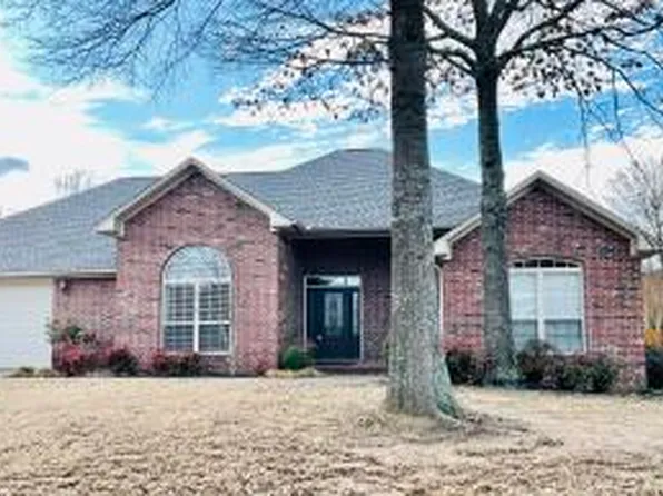 (undisclosed Address), Russellville, AR 72801