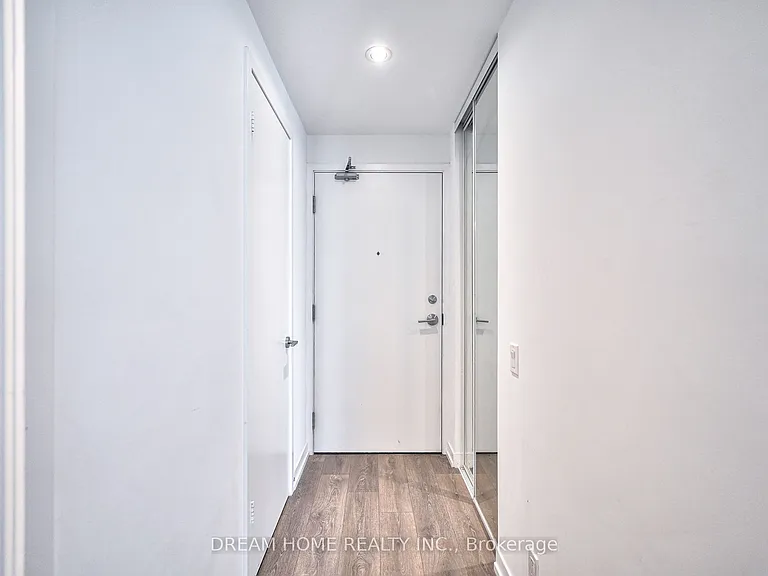 898 Portage Pkwy #1908 — Photo 4