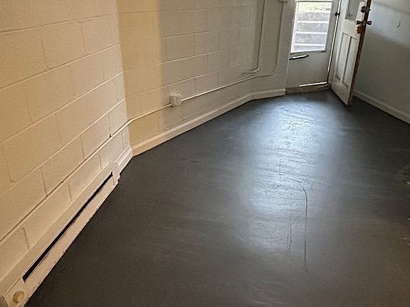 2nd image of 2345 Cobbs St #B