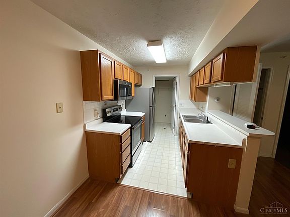 2nd image of 3070 Preserve Ln APT 2B
