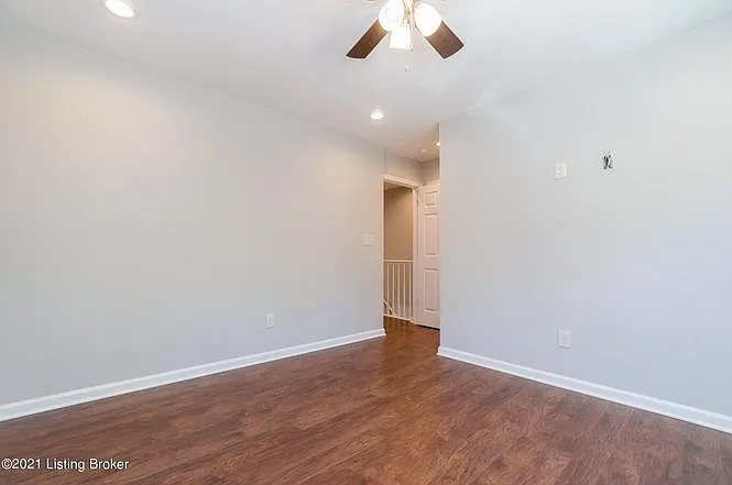 11502 Bellewood Garden Ct — Photo 13