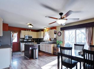33309 Fairview Ct, Burlington, WI