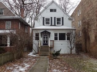 1538 W Estes Ave, Chicago, IL 60626