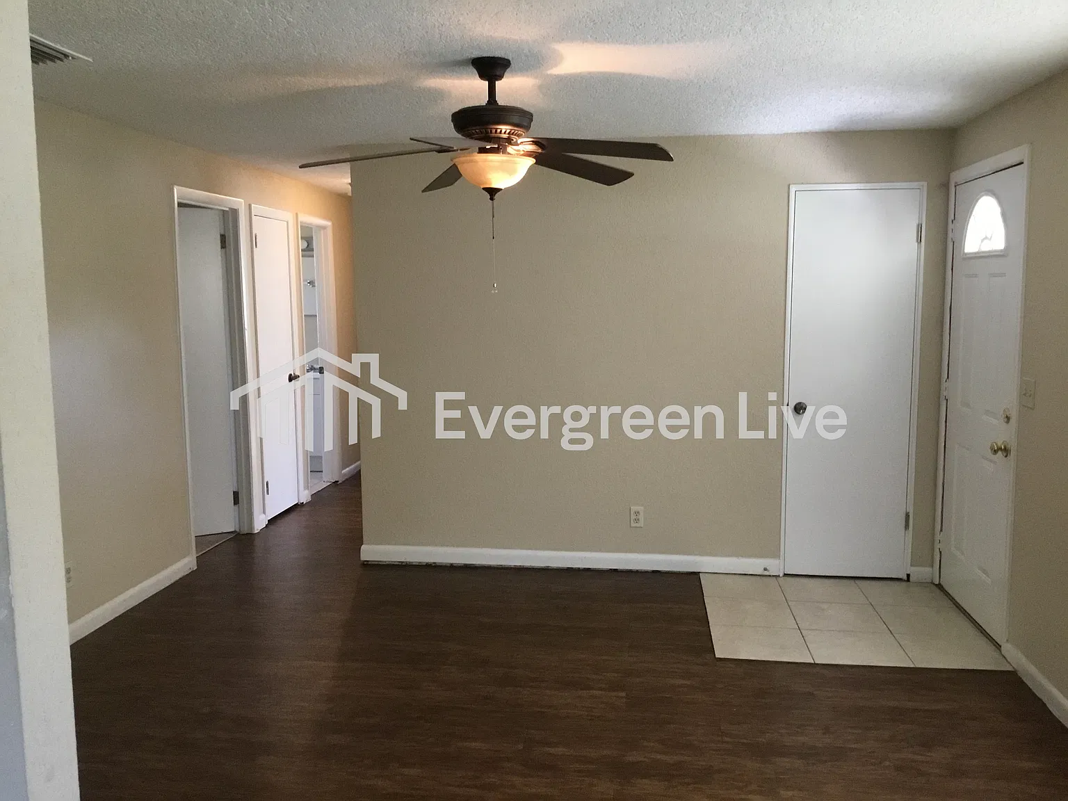 4 bed, 2.0 bath, 1196 sqft, $1,595 — Photo 4