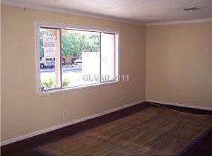 4th image of 621 Helyne St