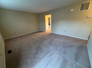1888 Stoneview Ct, Grove City, OH