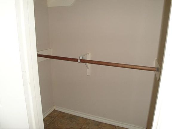 3rd image of 9522 Echo Peak Ln