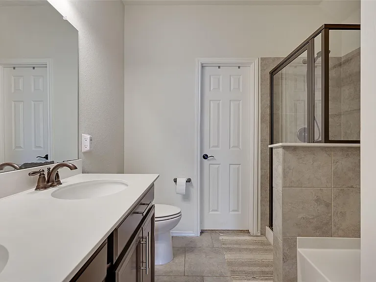 7013 Armagh Dr — Photo 28