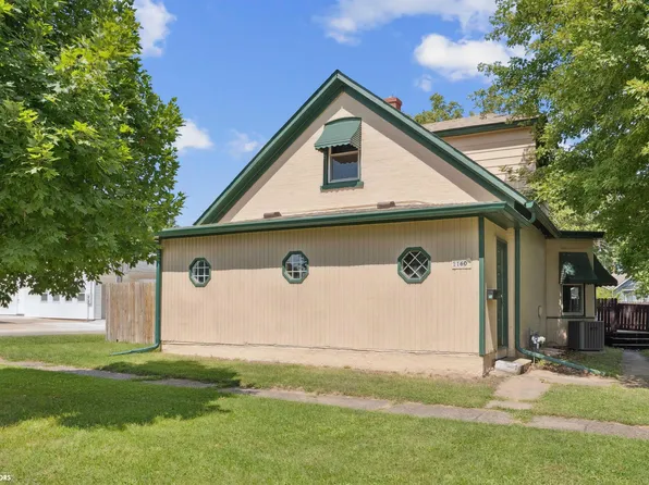 1160 Ash St, Burlington, IA 52601