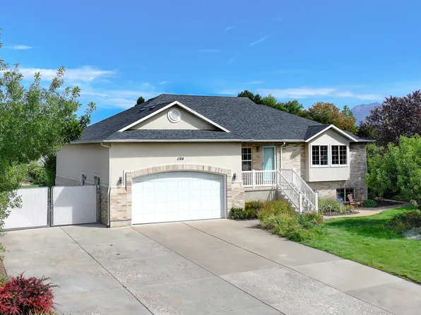 1124 W 2700 S, Syracuse, UT 84075