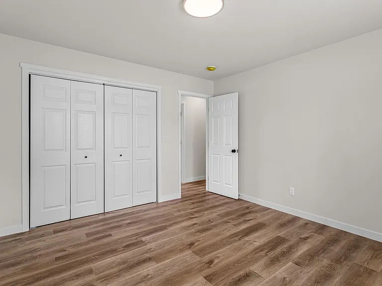 1302 S 14th Ave — Photo 42