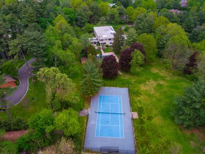 2 Partridge Ln, Old Westbury, NY, 11568