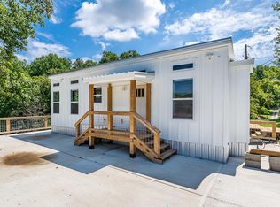 1340 Austin Lake Rd, Baxter, TN 38544