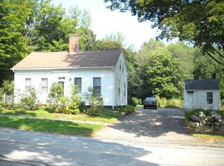 26 West St, Petersham, MA 01366