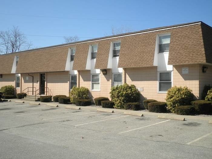 1st image of 280 Roger Williams Ave APT 22