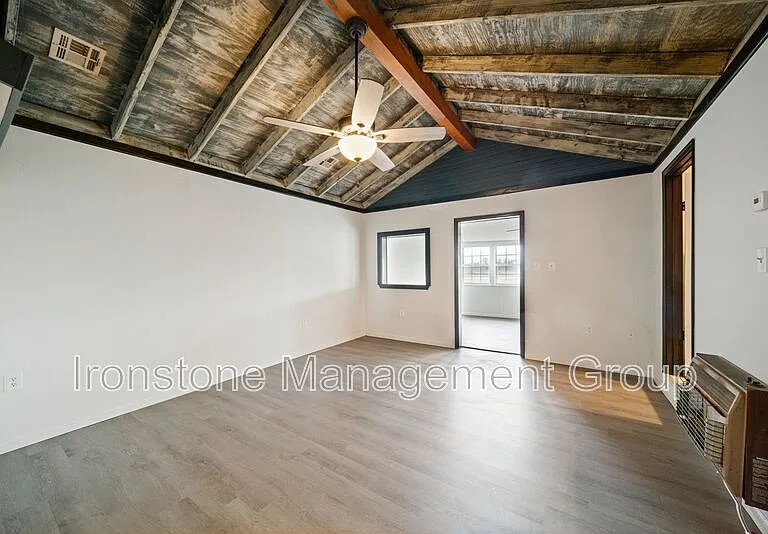 10235 NW 84th Ave #OK — Photo 9