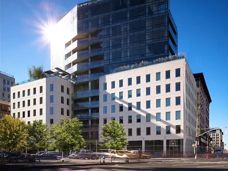1 York St #6D — Photo 17