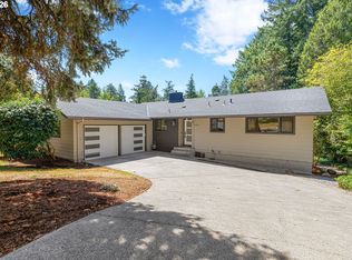 8560 SW Gayle Ln, Portland, OR 97225