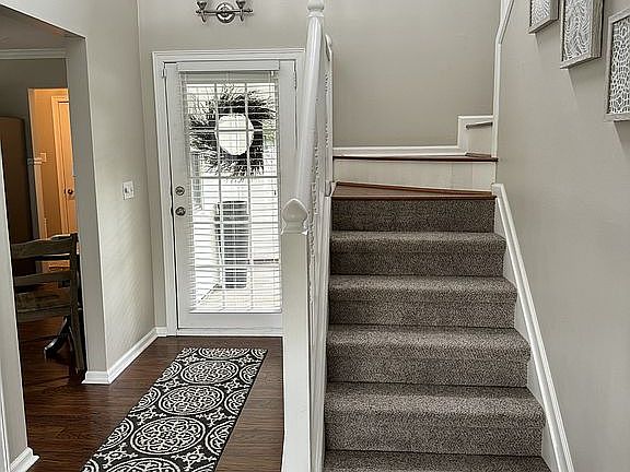 5th image of 1425 Chestnut Knl #9-6