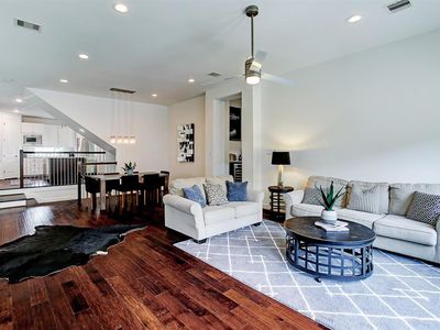 2053 W 14th 1/2 St, Houston, TX, 77008