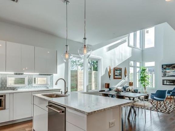 Open concept modern kitchen