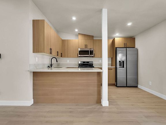 2nd image of 1035 S 39th St #A