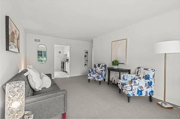 N84W15388 Menomonee Ave #4 — Photo 1