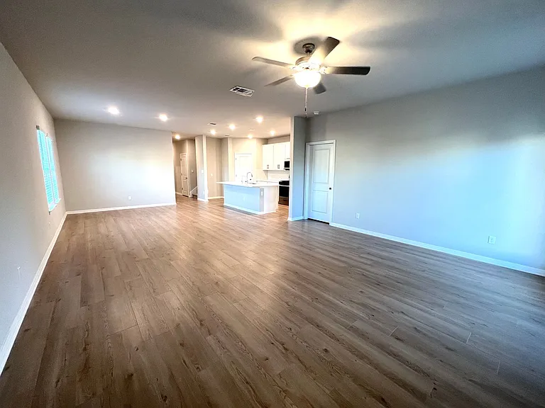 11405 Copperstone Ave — Photo 9