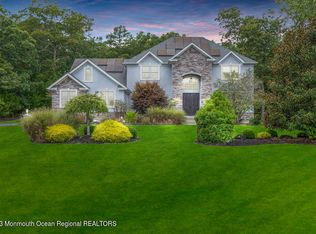 419 E Brook Ln, Galloway, NJ 08205